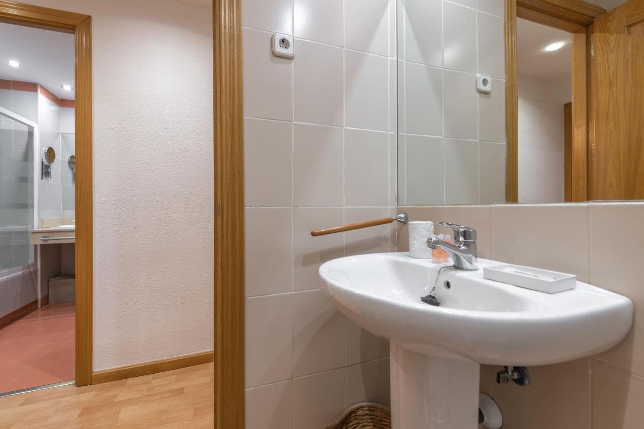 2 Bedrooms 2 Bathrooms Furnished - Malsana - With Pool - Mintystay Madrid Exterior photo